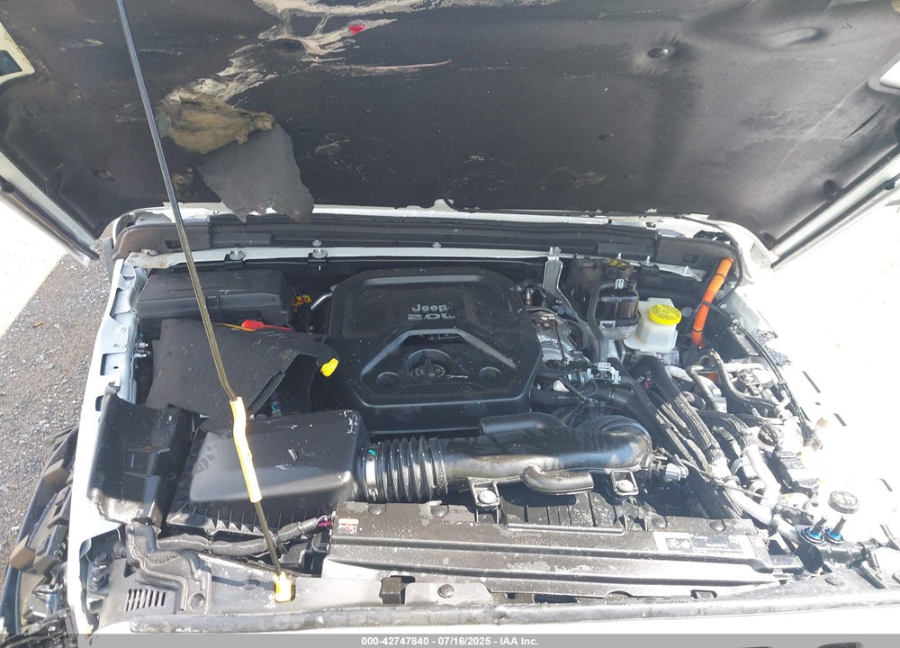 2022 JEEP WRANGLER 4XE UNLIMITED SAHARA 4X4 VIN: 1C4JJXP67NW232281