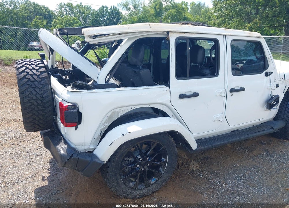 2022 JEEP WRANGLER 4XE UNLIMITED SAHARA 4X4 VIN: 1C4JJXP67NW232281