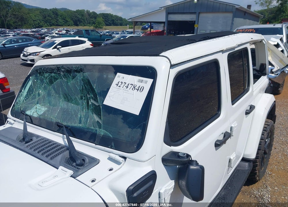 2022 JEEP WRANGLER 4XE UNLIMITED SAHARA 4X4 VIN: 1C4JJXP67NW232281