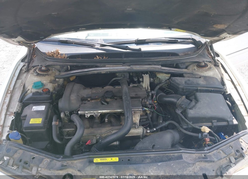 2004 VOLVO S80 2.5T VIN: YV1TH59H441351774