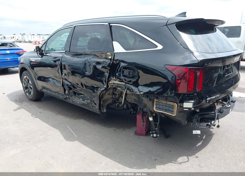 2025 KIA SORENTO VIN: 5XYRLDJC6SG386001