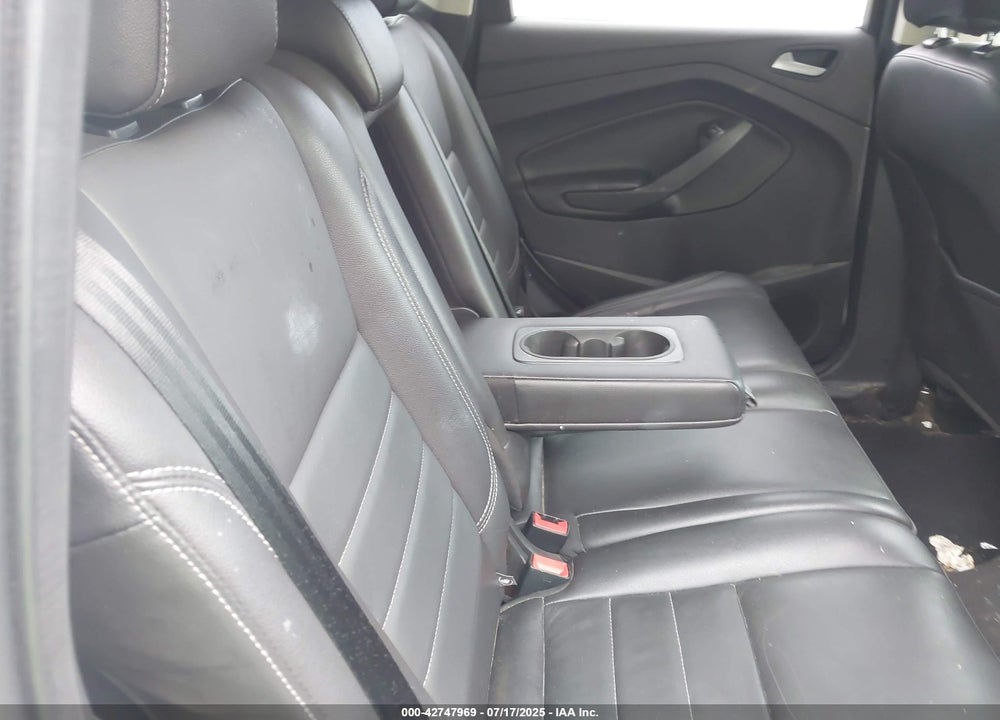 2016 FORD ESCAPE VIN: 1FMCU9G93GUB87663