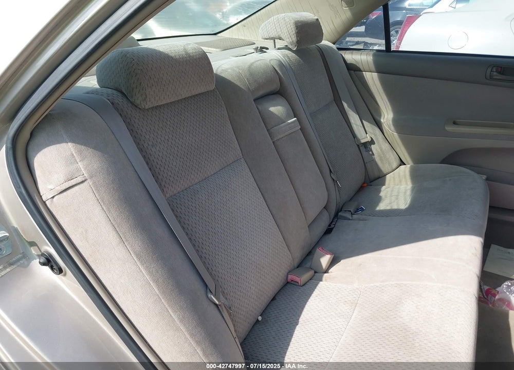 2003 TOYOTA CAMRY LE VIN: 4T1BE30K63U758169