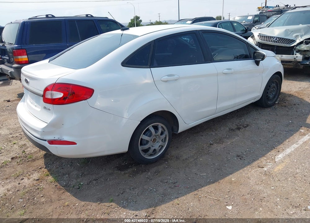 2013 FORD FIESTA VIN: 3FADP4BJ0DM194550