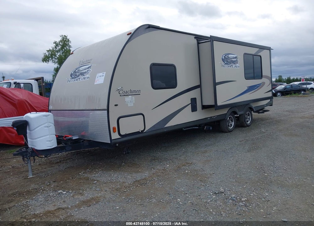 2015 COACHMEN FREEDOM EXPRESS VIN: 5ZT2FEPB9FA016176