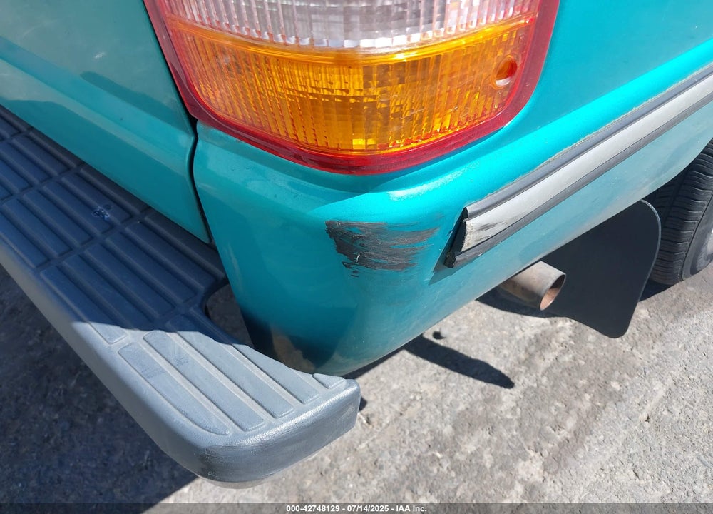 1994 FORD RANGER VIN: 1FTCR10U2RPB27087