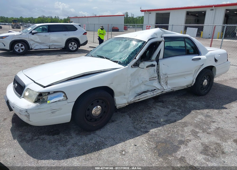 2006 FORD CROWN VICTORIA VIN: 2FAFP71W16X143587