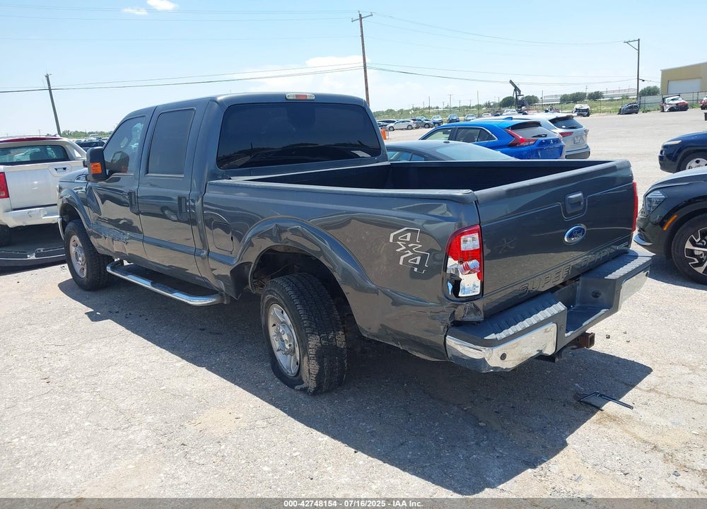 2015 FORD F-250 XLT VIN: 1FT7W2B63FEC44876