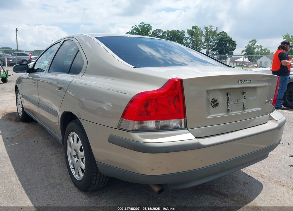 2001 VOLVO S60 2.4 VIN: YV1RS61R212044759