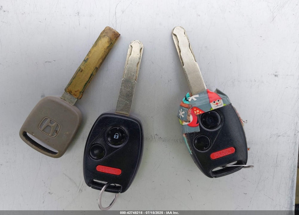2007 HONDA CIVIC VIN: 1HGFA16517L069242