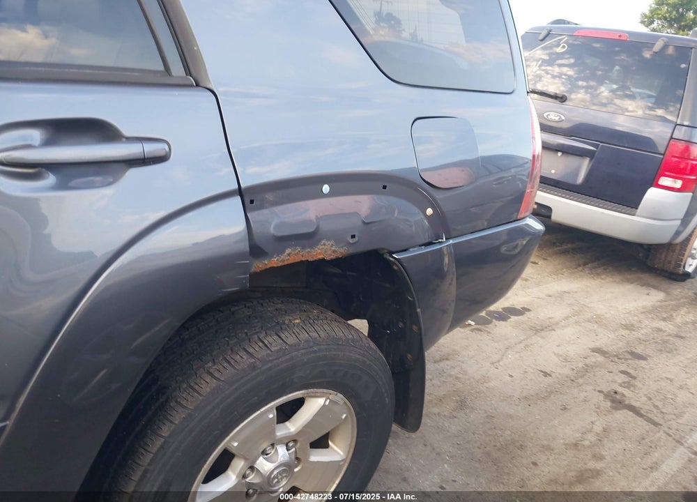 2004 TOYOTA 4RUNNER LIMITED V8 VIN: JTEBT17R040040915