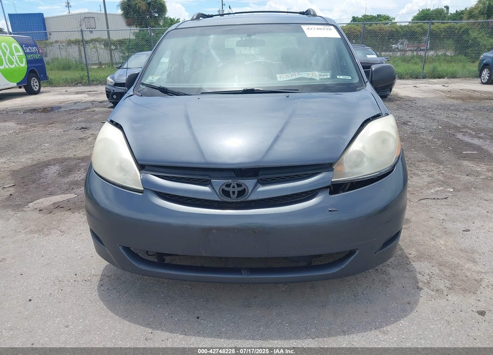 2008 TOYOTA SIENNA VIN: 5TDZK23C68S182783
