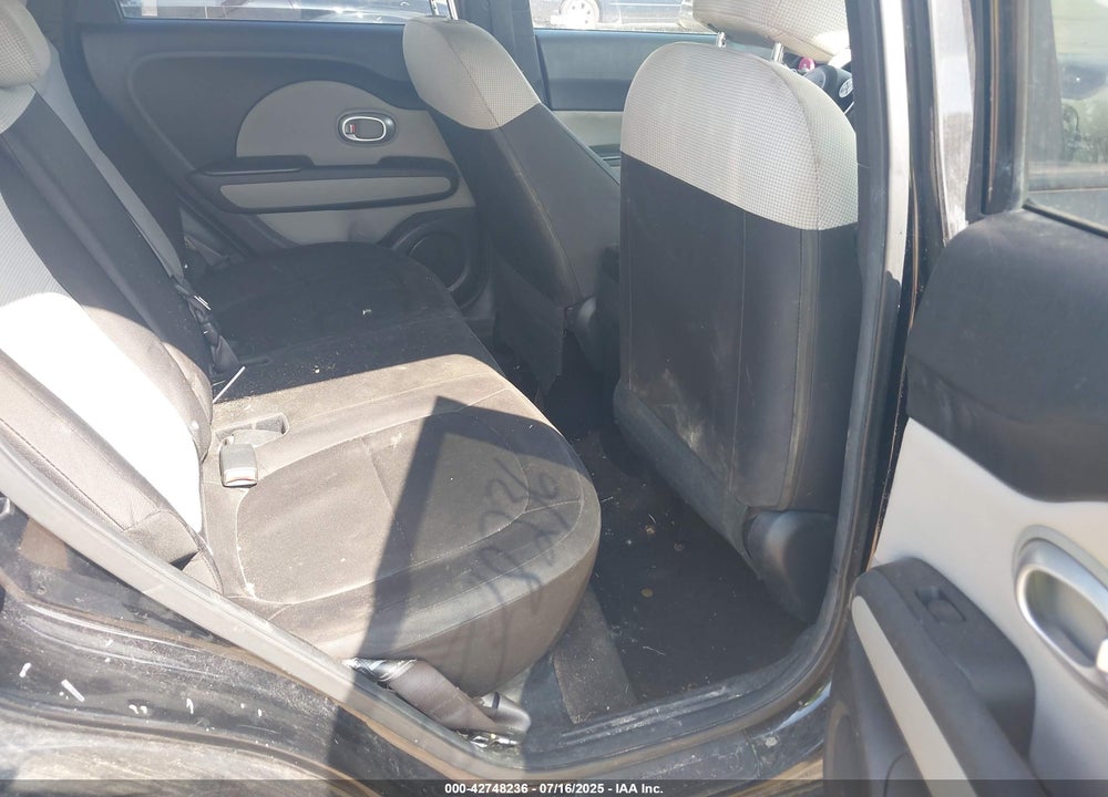 2015 KIA SOUL VIN: KNDJN2A24F7230996