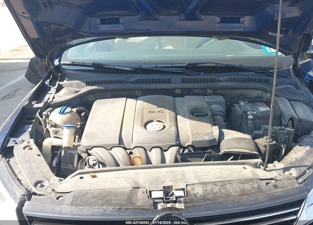 2013 VOLKSWAGEN JETTA 2.5L SE VIN: 3VWDP7AJ1DM367552