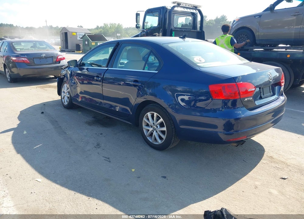 2013 VOLKSWAGEN JETTA 2.5L SE VIN: 3VWDP7AJ1DM367552