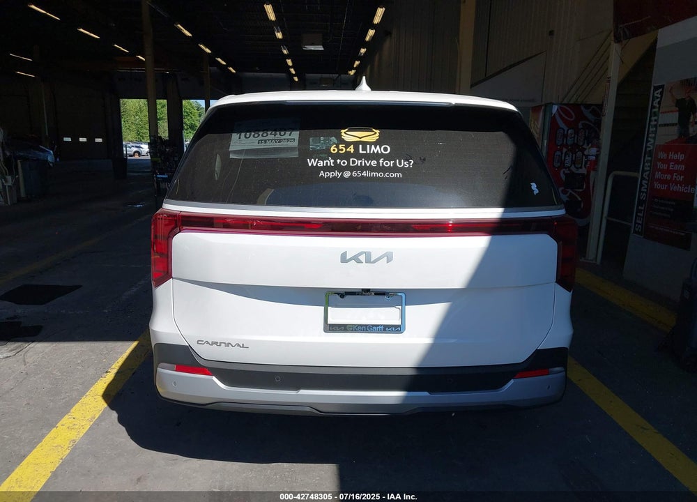 2025 KIA CARNIVAL MPV VIN: KNDNB5K3XS6474834