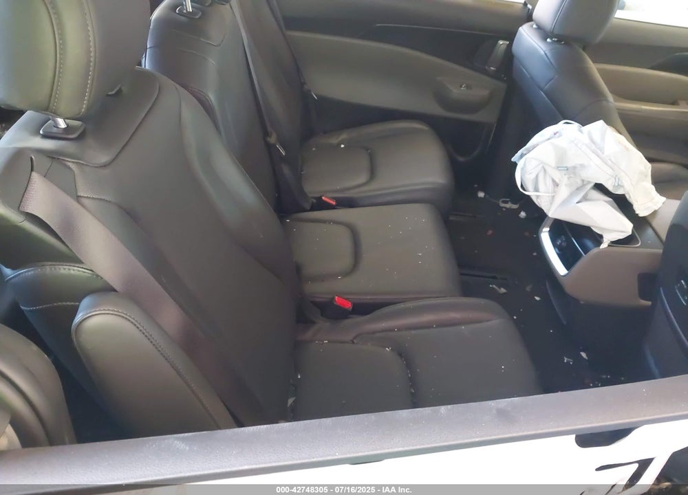 2025 KIA CARNIVAL MPV VIN: KNDNB5K3XS6474834