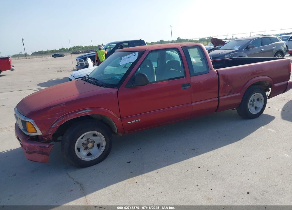1997 CHEVROLET S-10 LS SPORTSIDE VIN: 1GCCS1942VK103239