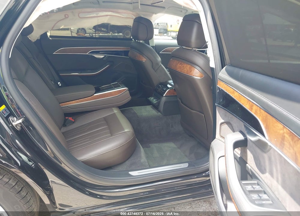 2019 AUDI A8 VIN: WAU8DAF89KN005520
