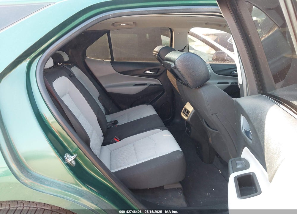 2018 CHEVROLET EQUINOX VIN: 2GNAXKEX0J6244703