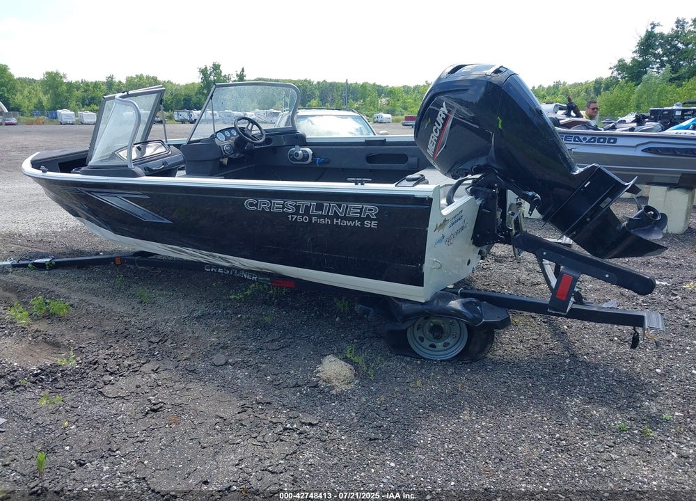 2022 CRESTLINER OTHER VIN: CRCFW036F222