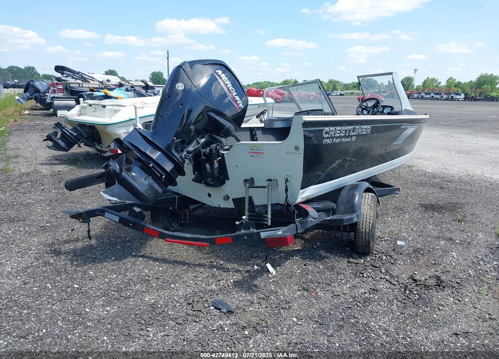 2022 CRESTLINER OTHER VIN: CRCFW036F222