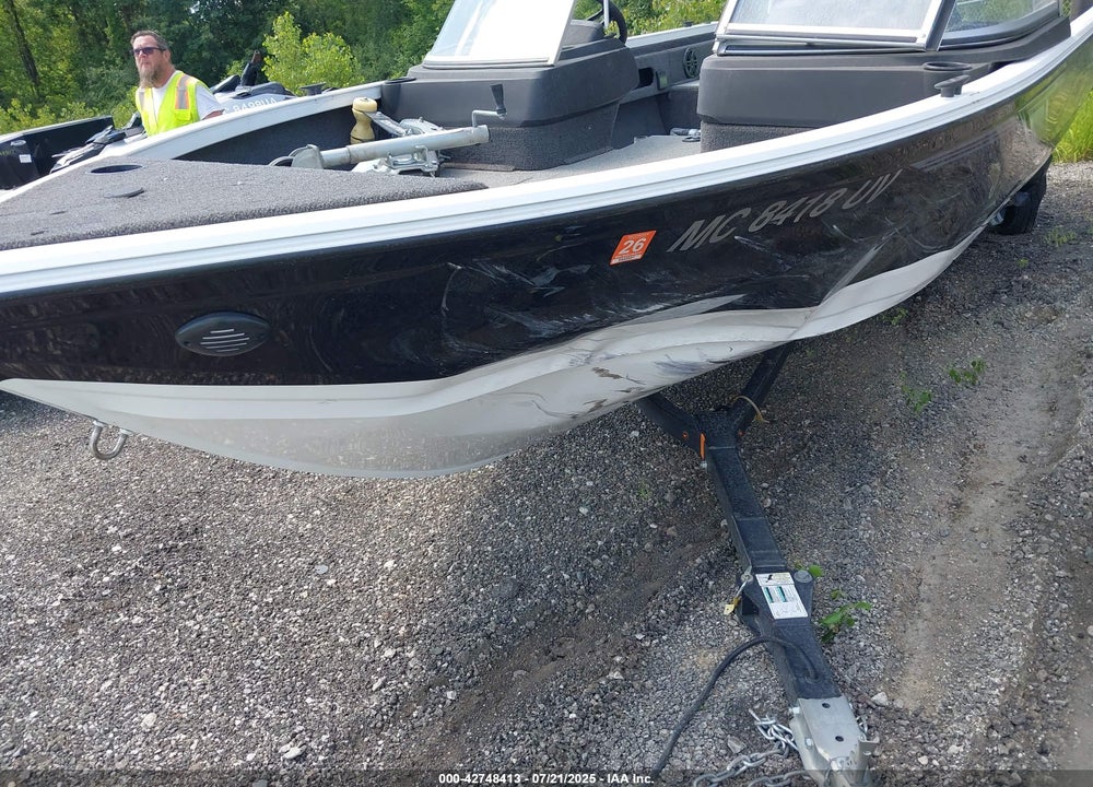 2022 CRESTLINER OTHER VIN: CRCFW036F222