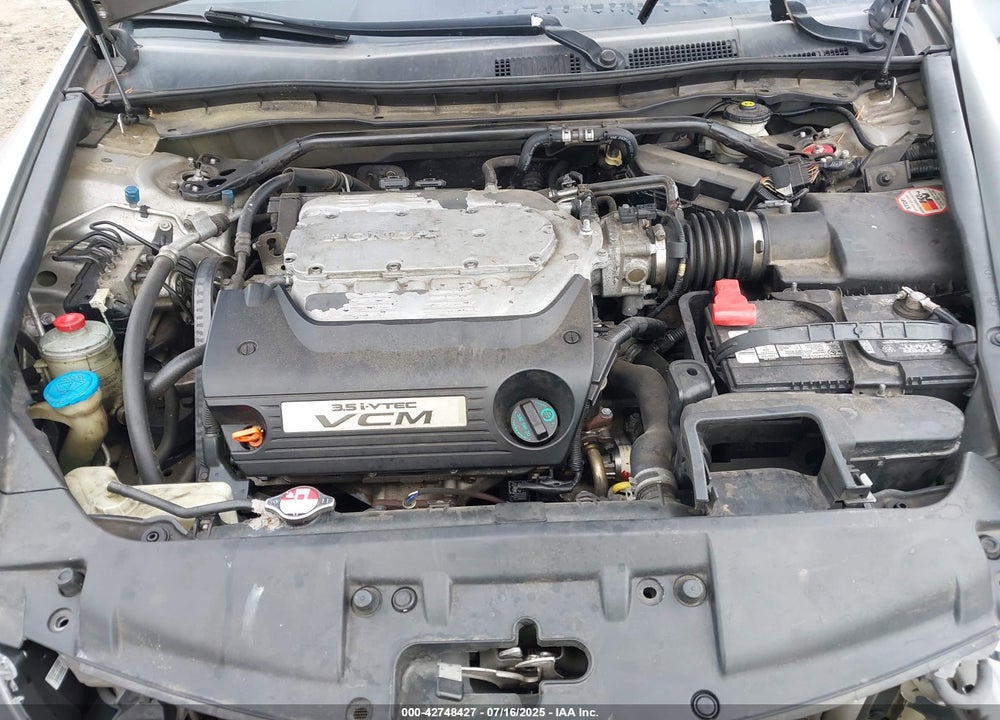 2008 HONDA ACCORD VIN: 1HGCP36838A015848