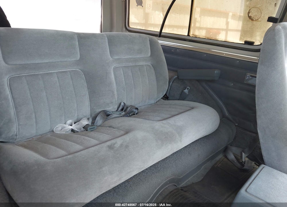 1987 GMC JIMMY V15 VIN: 1GKEV18K6HF515309