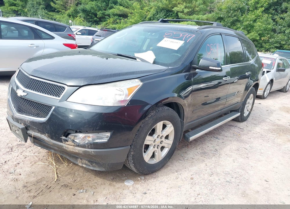 2011 CHEVROLET TRAVERSE VIN: 1GNKVGED8BJ373161