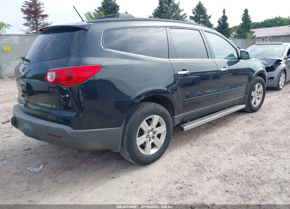 2011 CHEVROLET TRAVERSE VIN: 1GNKVGED8BJ373161