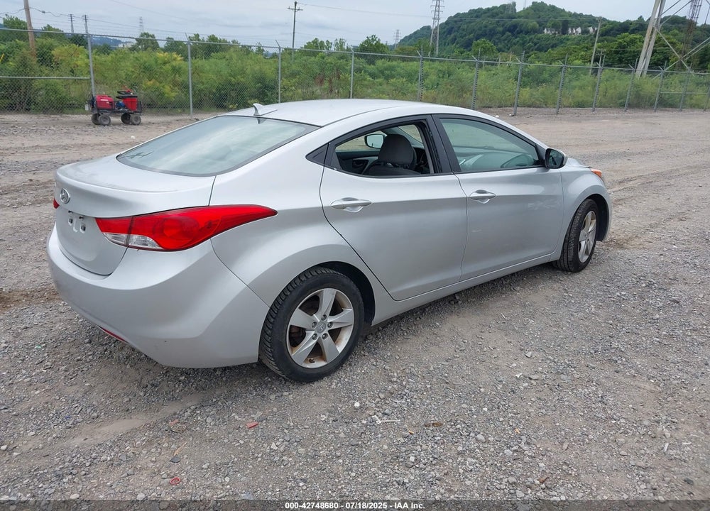 2012 HYUNDAI ELANTRA VIN: KMHDH4AE9CU240958