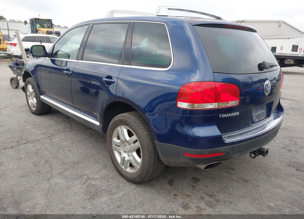 2004 VOLKSWAGEN TOUAREG V8 VIN: WVGCM77L64D057212
