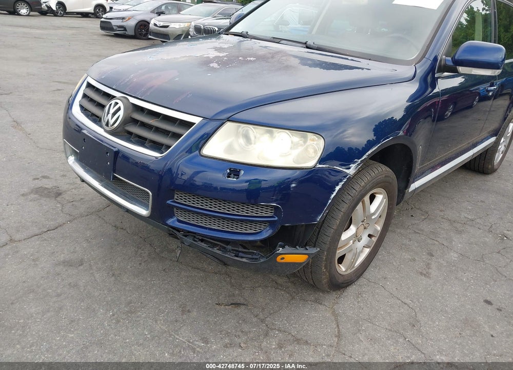 2004 VOLKSWAGEN TOUAREG V8 VIN: WVGCM77L64D057212