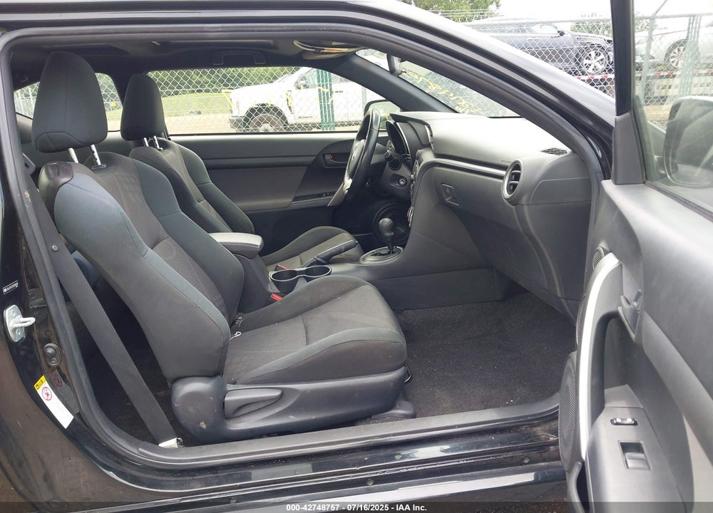 2012 SCION TC VIN: JTKJF5C72C3044604