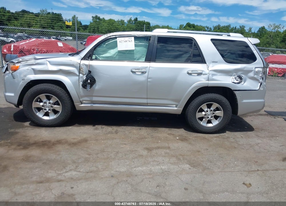 2011 TOYOTA 4RUNNER SR5 V6 VIN: JTEBU5JRXB5051143