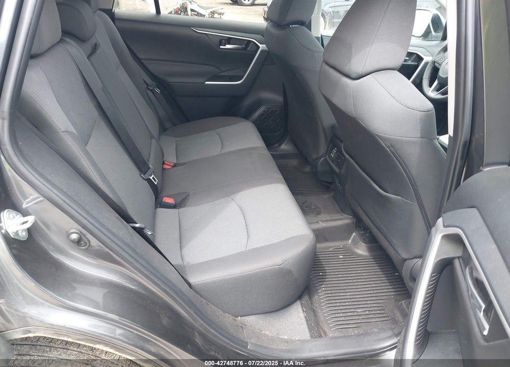 2024 TOYOTA RAV4 VIN: 2T3P1RFV5RC462115