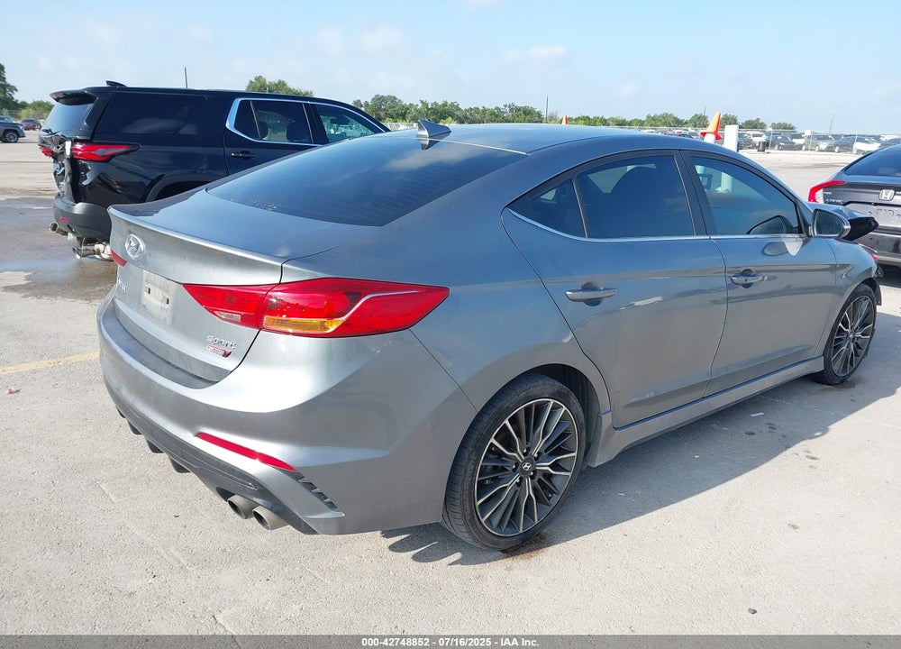 2018 HYUNDAI ELANTRA VIN: KMHD04LB3JU534041