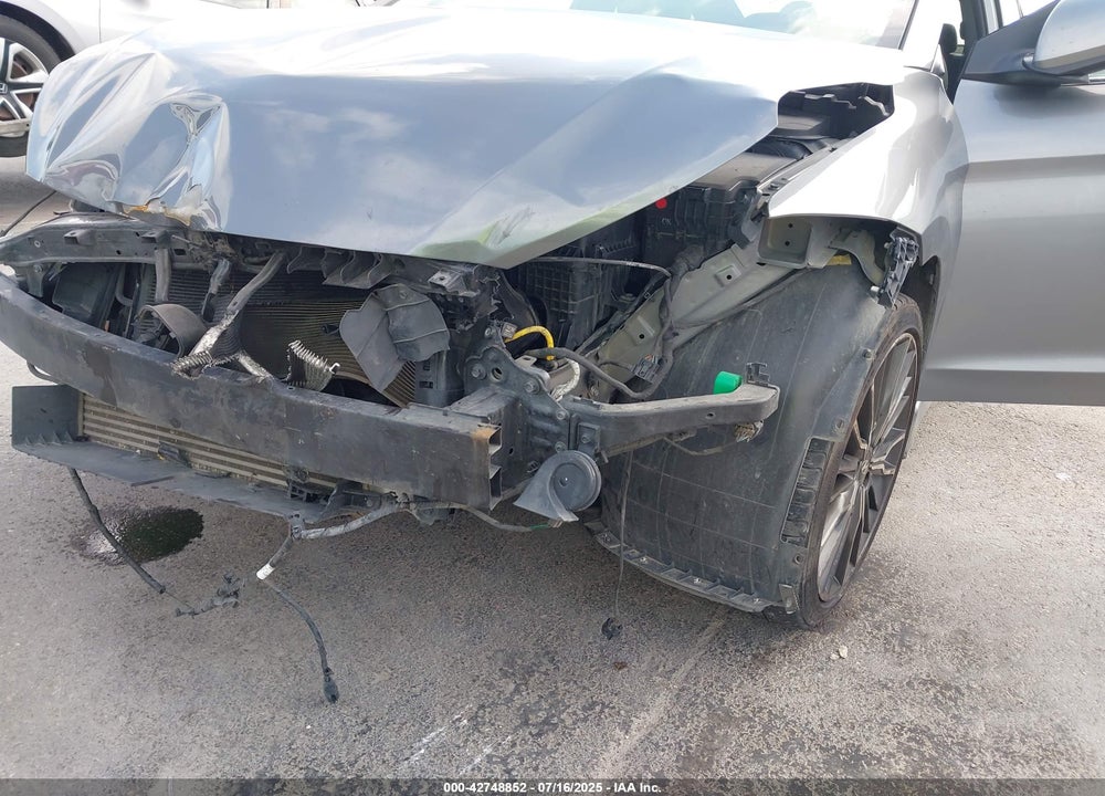2018 HYUNDAI ELANTRA VIN: KMHD04LB3JU534041