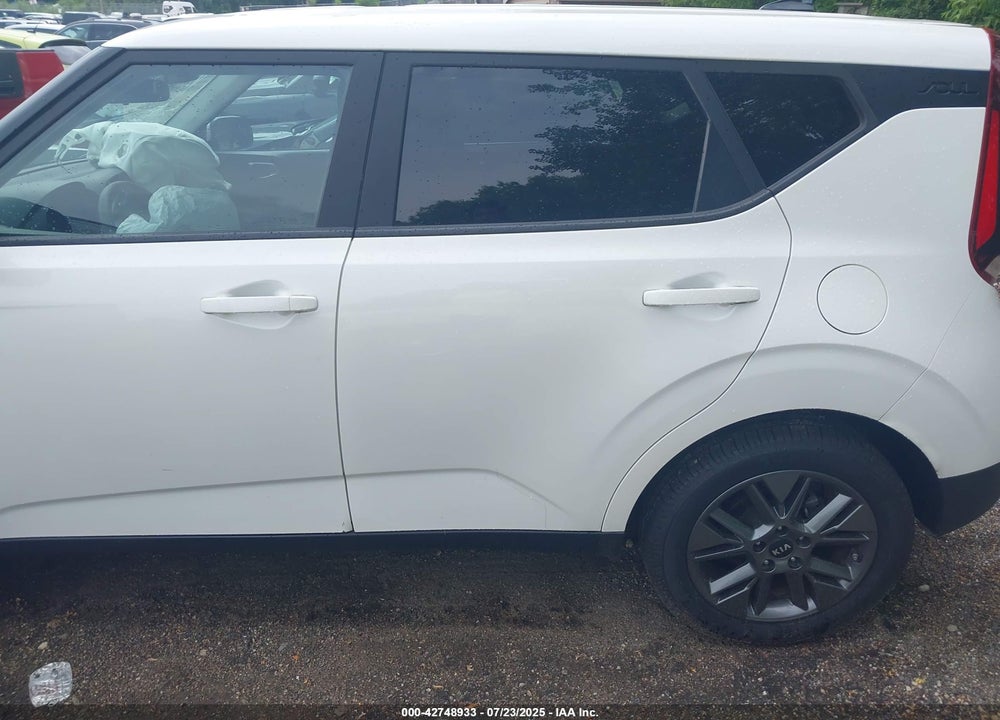 2021 KIA SOUL VIN: KNDJ23AU9M7146752