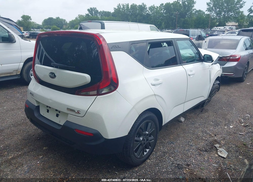 2021 KIA SOUL VIN: KNDJ23AU9M7146752