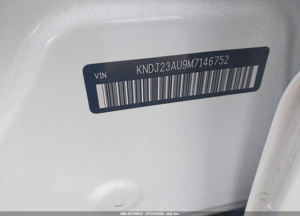2021 KIA SOUL VIN: KNDJ23AU9M7146752