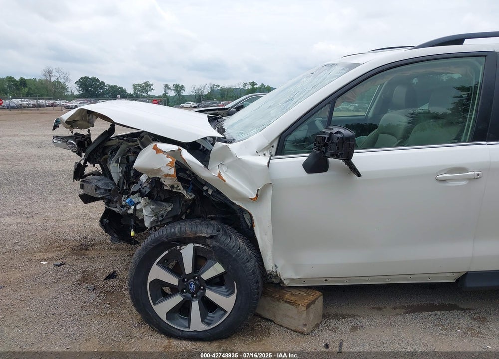 2017 SUBARU FORESTER VIN: JF2SJAJC8HH546015