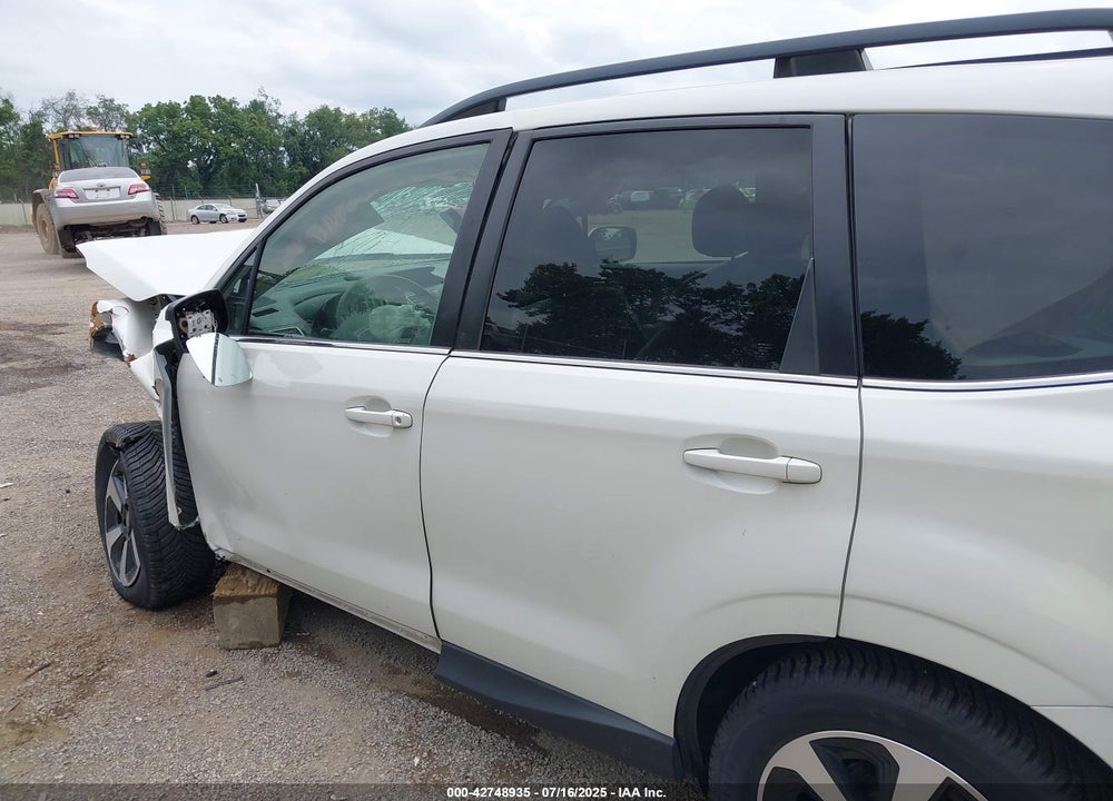 2017 SUBARU FORESTER VIN: JF2SJAJC8HH546015