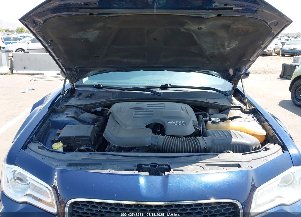 2015 CHRYSLER 300 VIN: 2C3CCAAG8FH853244