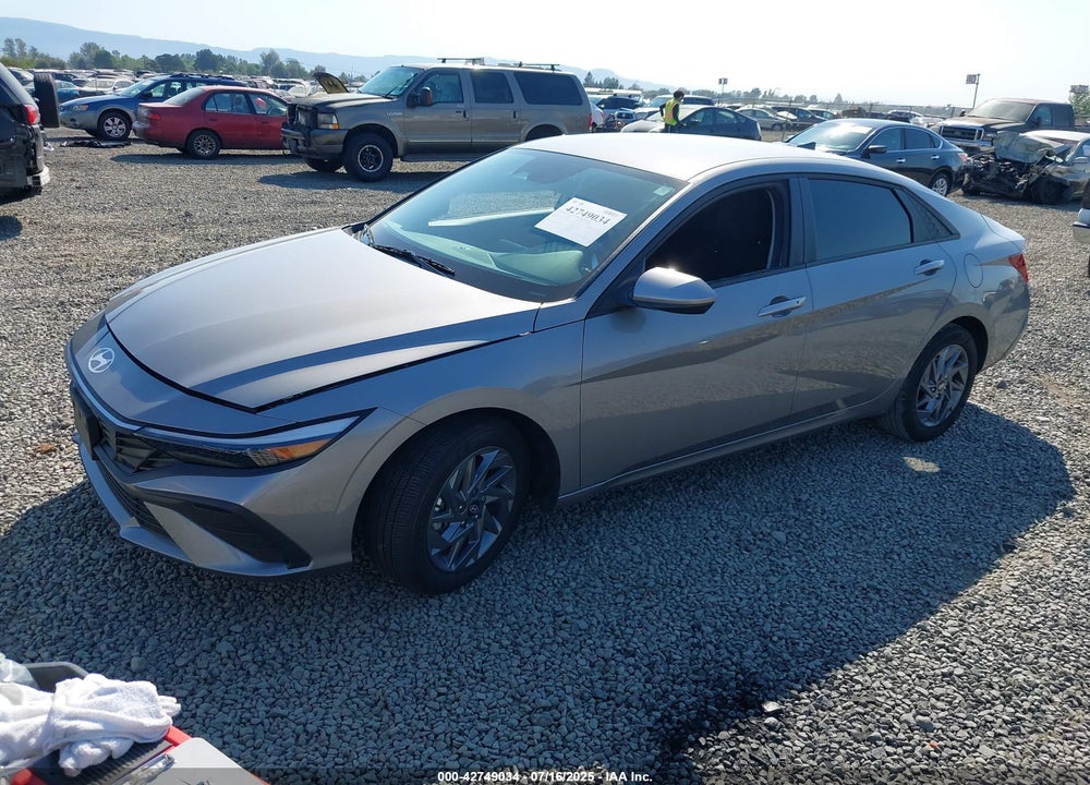 2024 HYUNDAI ELANTRA HYBRID VIN: KMHLM4DJ7RU113537