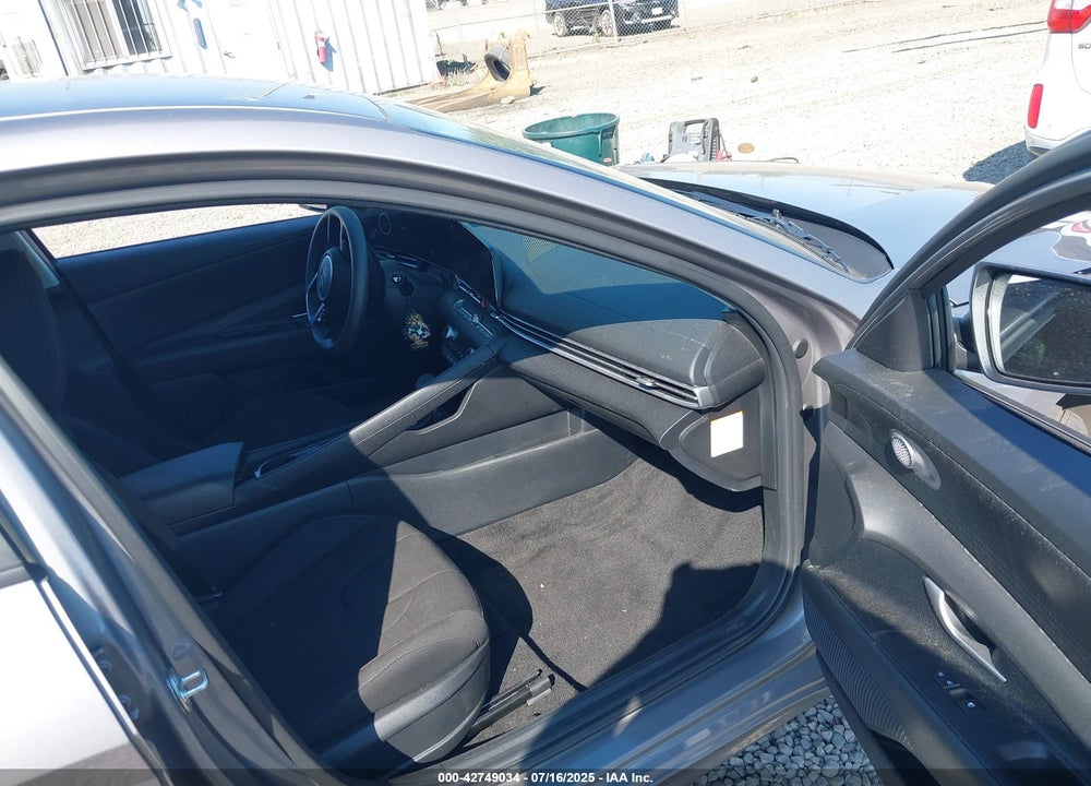2024 HYUNDAI ELANTRA HYBRID VIN: KMHLM4DJ7RU113537