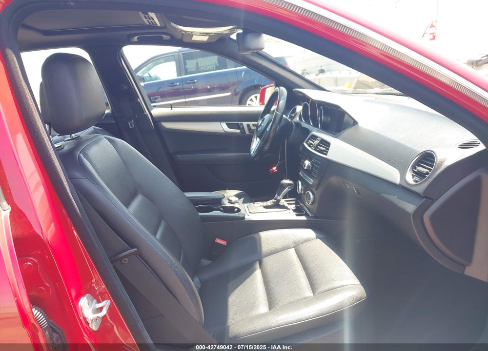2012 MERCEDES-BENZ C CLASS VIN: WDDGF4HB1CR222336