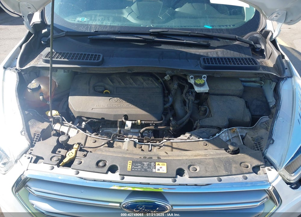 2017 FORD ESCAPE VIN: 1FMCU0GD7HUE43563