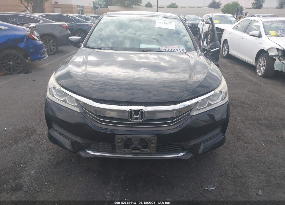 2017 HONDA ACCORD VIN: 1HGCR2F37HA181458